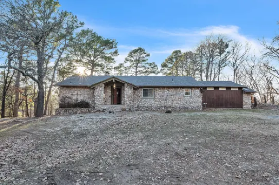 Lakefront Escape On Lake Hudson 5 Bedroom Cabin