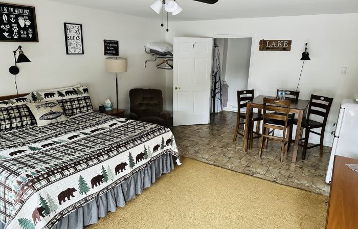 Maple Leaf Lodge