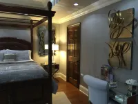 Louisiana Cajun Mansion Hotels in Youngsville