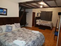 Hotel & Restaurant Fleur de LIS Hotels in Ahuachapan