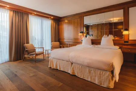 The Rex Отели рядом со станцией Риффелап