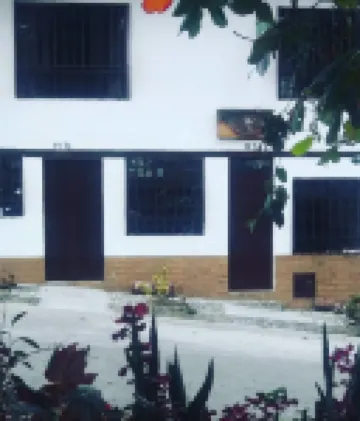 Kfe L Hostel Hotel di 