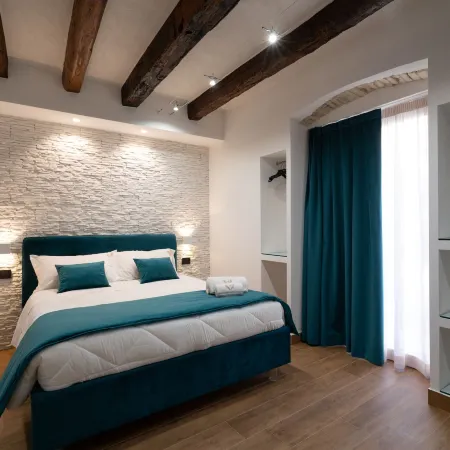 Sofi' Center Rooms