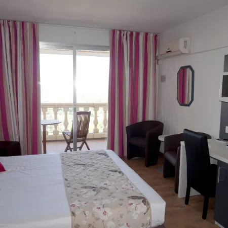 Logis Hotel le Col de l'Ange