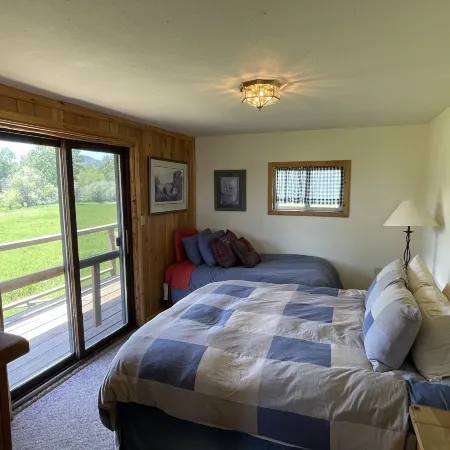 Sportsman Lodge Melrose MT