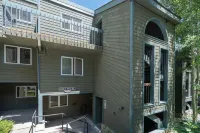 Riverside Dream! Quiet Spot w Deck, 5 Min Walk to Gondola & Main St, Condo