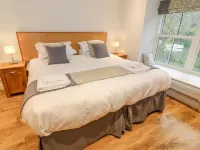 Pearsall Hotels in Claife