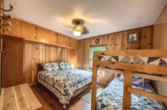 龐德羅薩小屋飯店