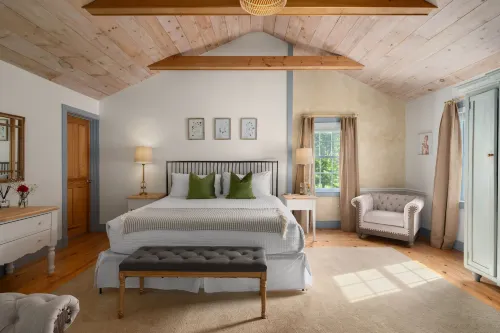 Inn at Silver Maple Farm Hotels in Canaan