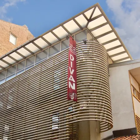 Hotel Divan