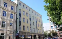 Scsk Żurawia - Bed and Breakfasts