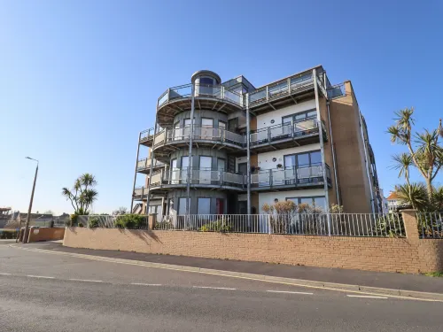 Flat 19 By The Beach Hotels in Harwich