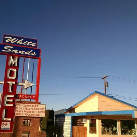 White Sands Motel