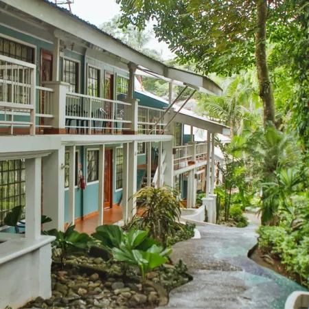 Oceanfront Hotel Verde Mar Direct Access to the Beach