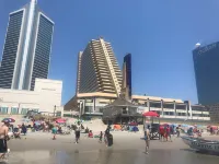 CozySuites Two Bold Beachfront Condos Hotel di Brigantine