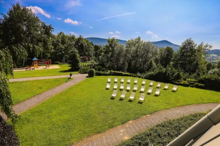 Hotel Belweder Отели в г. Цешин