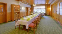 Landhotel Zur Eiche Hotels in Buxtehude