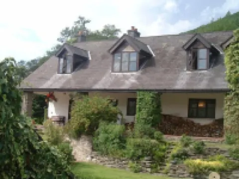 Horseshoe Pass Holiday Lets Hotels in Llangollen