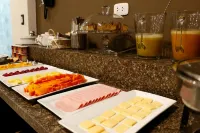 Hotel Solec - breakfast