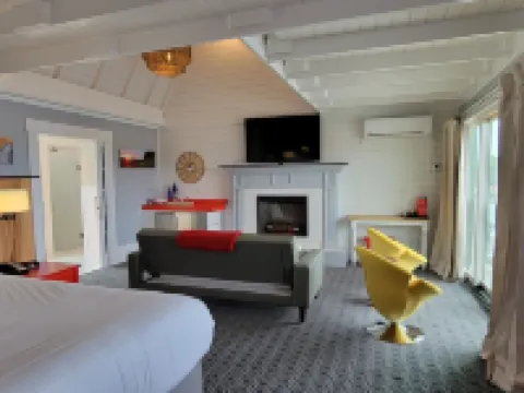 The Hotel at Cape Ann Marina Hotels in Gloucester