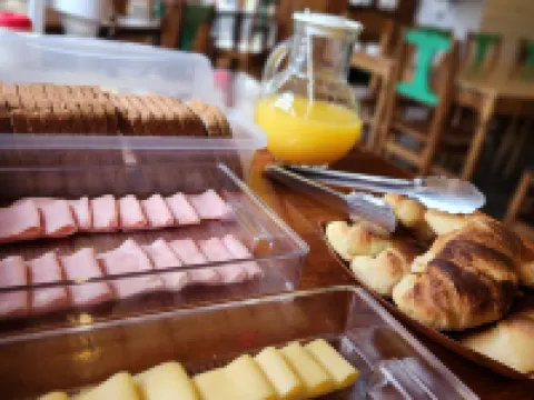 Anum Hostel 烏斯懷亞酒店