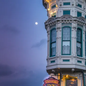 Victorian Inn