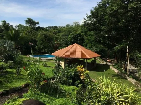 Cabanas Rio Encantado