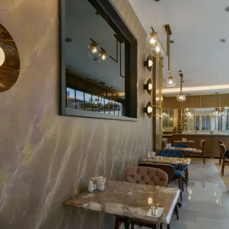 La Flora House Hotel