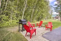 Readfield Retreat w/ Lake Maranacook Views! Hotels in 