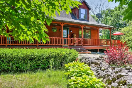 Roomy House on 2 Acres - 2 Mi to Egg Harbor Beach!