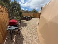 Bryce Glamp and Camp - Bergblick