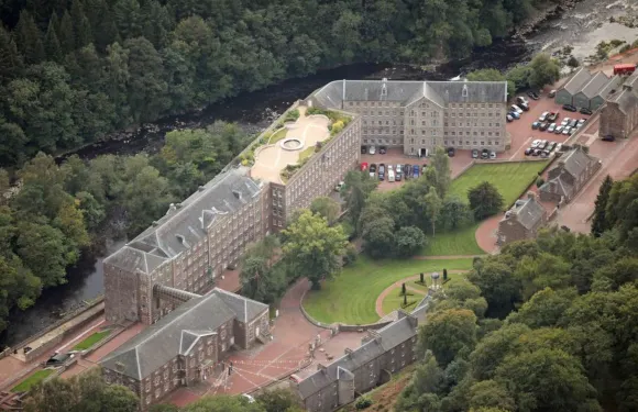 新拉納克磨坊酒店