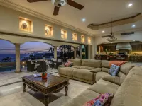 Cabo Hacienda w/ Private Pool & Rooftop Terrace! - Wifi