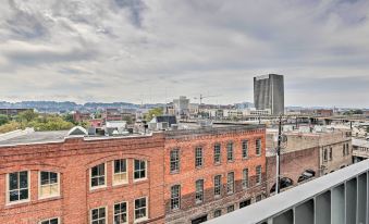 Modern Downtown Birmingham Condo w/ Rooftop Access