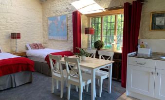 Garden Barn - Housity