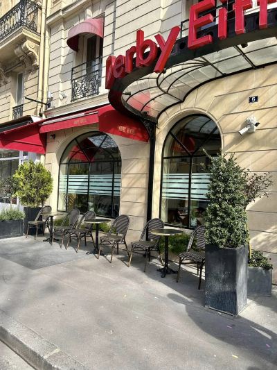 施設外観 ホテル ダービー エッフェルの写真