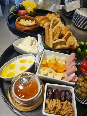 365 UrbanLiving Отели в г. Rayhan