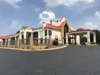 Carolina Inn & Suites of Lake Norman - Parkering