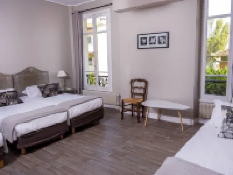 Hôtel le Provençal Hotels in Villefranche-sur-Mer