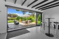 Pack Em Inn - 5 BR 5 BA - Spacious Entertainment