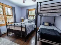 Secluded Northwoods getaway on beautiful Lake Nokomis Hotels in Nokomis