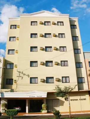 Eston Hotel - LOCALIZAÇÃO Central Privilegiada -Pet Friendly Các khách sạn ở Chapecó