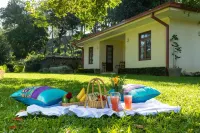 Olive Bungalow Hotels near Adisham Bungalow (St.Benedict's Monastery)
