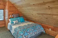 Cozy East Bernstadt Cabin w/ Porch + Fishing Lake! - 3-Star