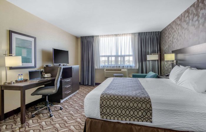 Clarion Hotel