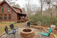 'Creek Bend Escape' w/ Hot Tub + River Views! - 3 tähden