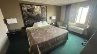 Burgundy Inn & Suites by OYO El Paso Hotels in El Paso