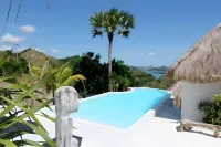 Mohini Komodo Resort - مسبح