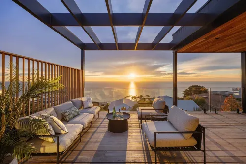 Azure Horizon Heated Pool with Stunning View - Wifi