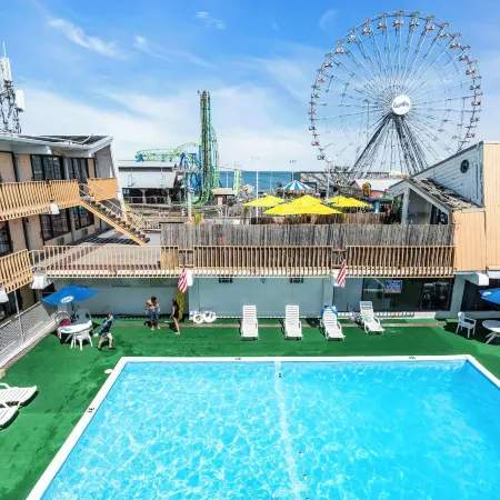 Aztec Ocean Resort